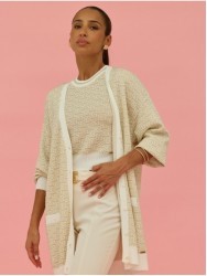 Knitted coat with pattern