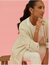 Knitted coat with pattern