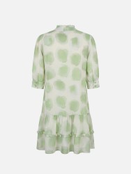 Vestido curto estampado com folhos