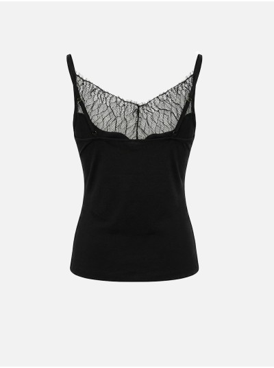 Thin-strapped top with lace