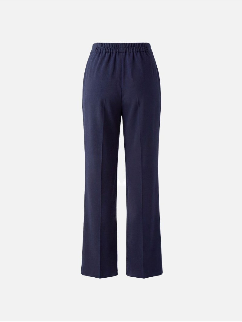 Fluid trousers in plain fabric