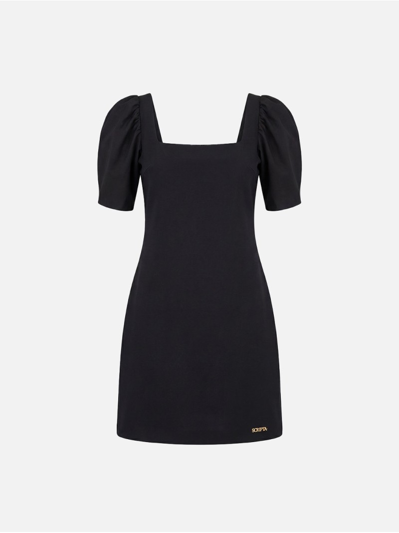 Vestido curto com pinça na manga