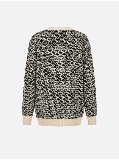 Knitted coat with pattern