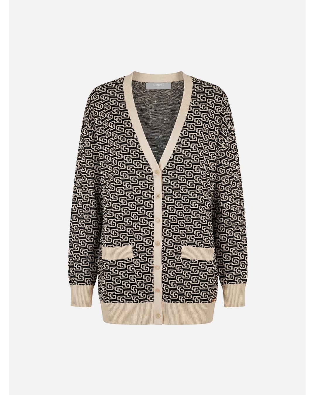 Knitted coat with pattern