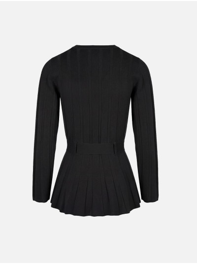 Ribbed-effect knitted sweater with belt