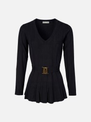 Ribbed-effect knitted sweater with belt