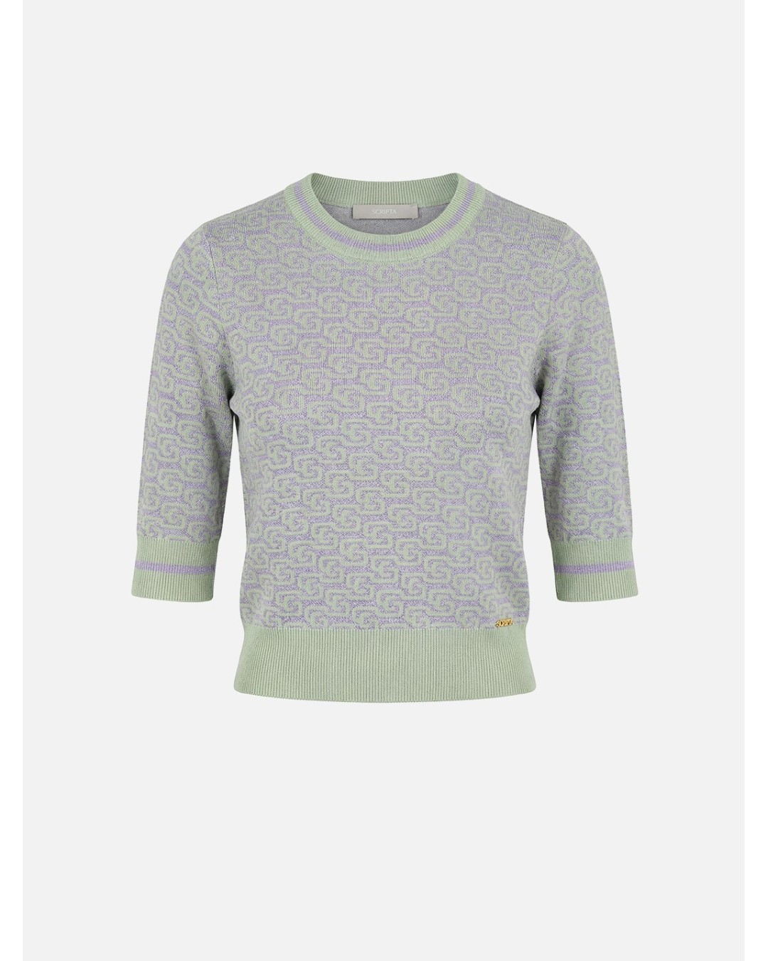 Knitted sweater with pattern