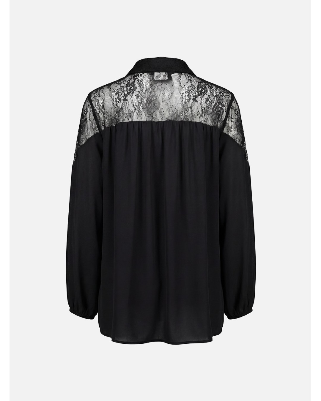 Flowing blouse with lace appliqué