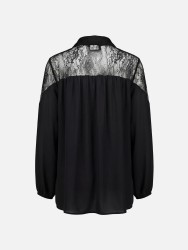 Flowing blouse with lace appliqué