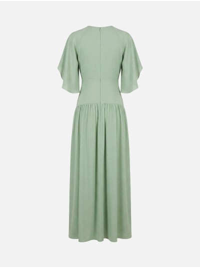 Long dress with keyhole detail and open sleeves