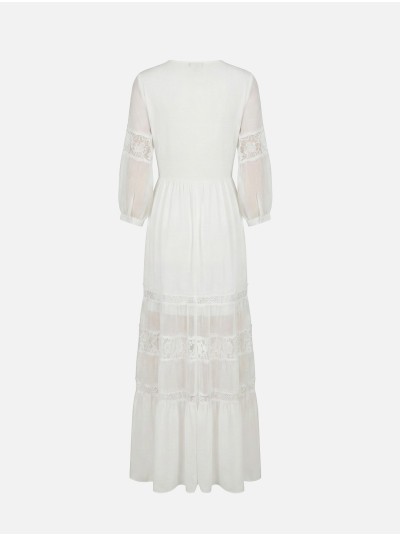 Vestido comprido com detalhes em renda