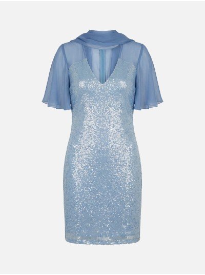 Vestido curto com lantejoulas e lenço