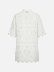 Short lace dress with 3/4 sleeves